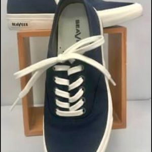 SeaVees casual shoes - size 7.5